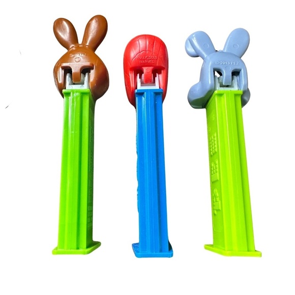 Three Pez Dispensers (Used - Excellent Condition) 🐰🕷️ - Picture 2 of 3